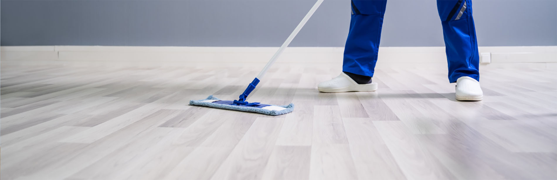 limpieza suelos vinilicos